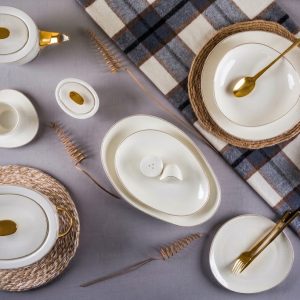 طقم سفرة 60 قطعة - Triangl Shape Full Gold